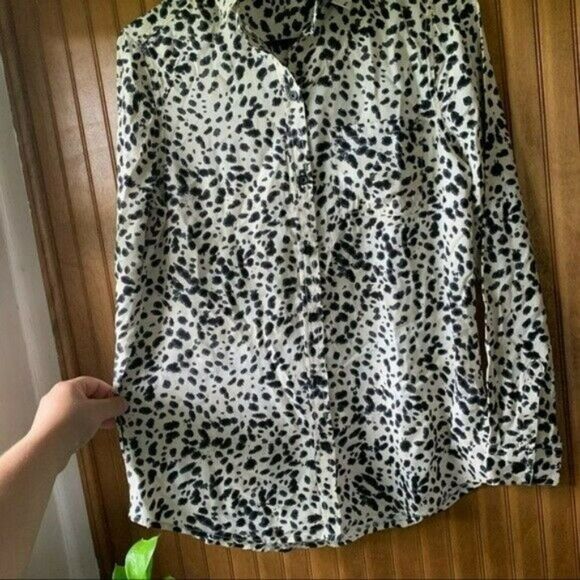 beachlunchlounge Animal Print Buttoned Blouse Women's XS - Picture 5 of 9